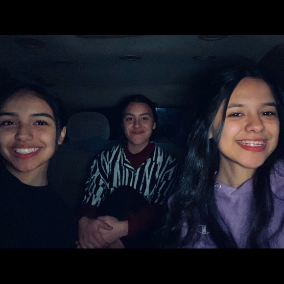 <33 - Picture 6 of 9